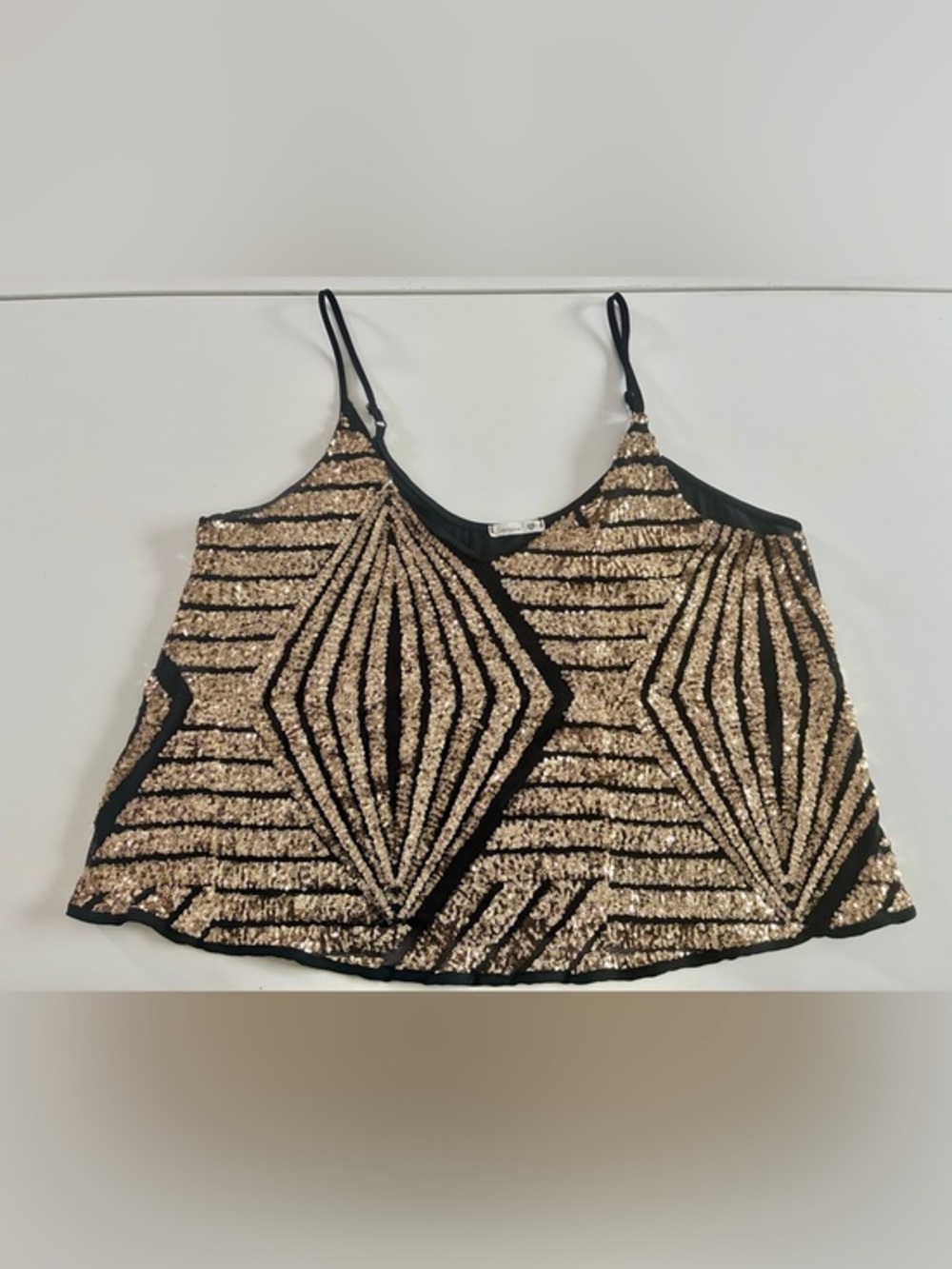 Soprano XL BLK GLD Geometric Flowy Camisole Adjustable Straps Polyester Spandex